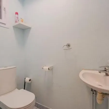 Private House 8pers - 7min